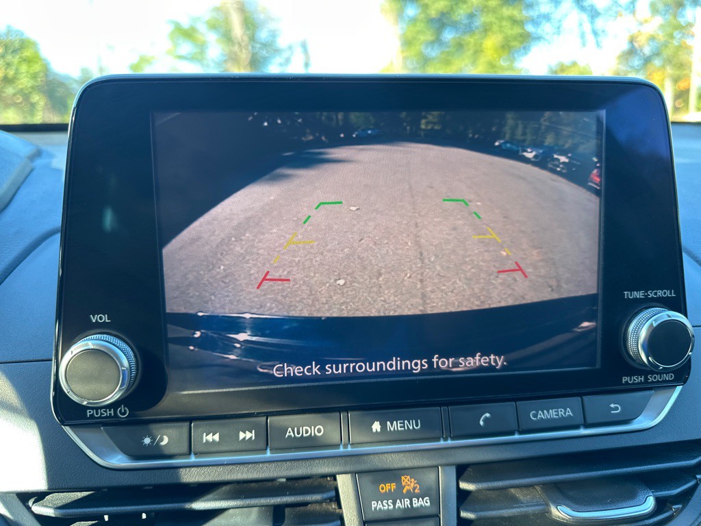 2019 Nissan Altima Image 40