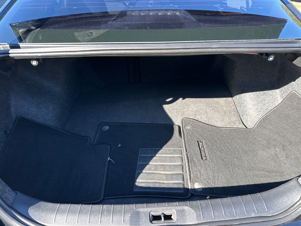 2019 Nissan Altima Image 43