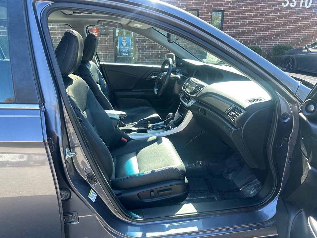 2014 Honda Accord Image 18