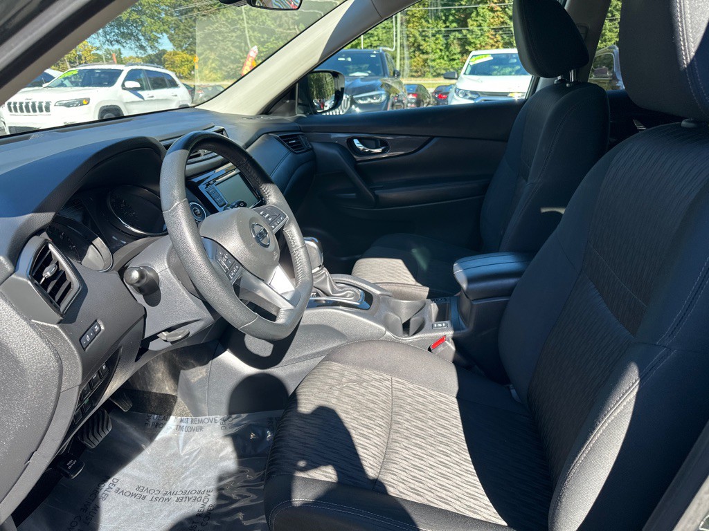 2019 Nissan Rogue Image 12