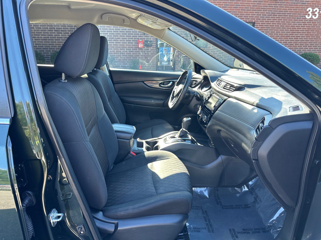 2019 Nissan Rogue Image 26