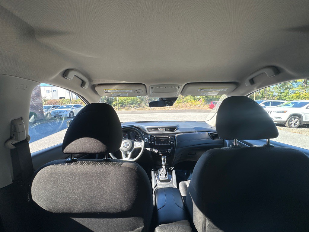 2019 Nissan Rogue Image 30