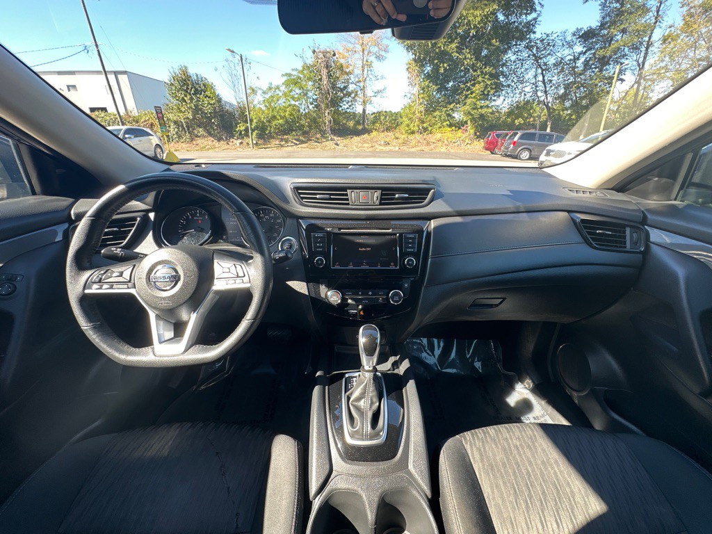 2019 Nissan Rogue Image 31