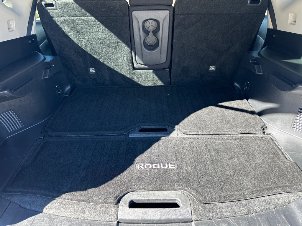 2019 Nissan Rogue Image 43