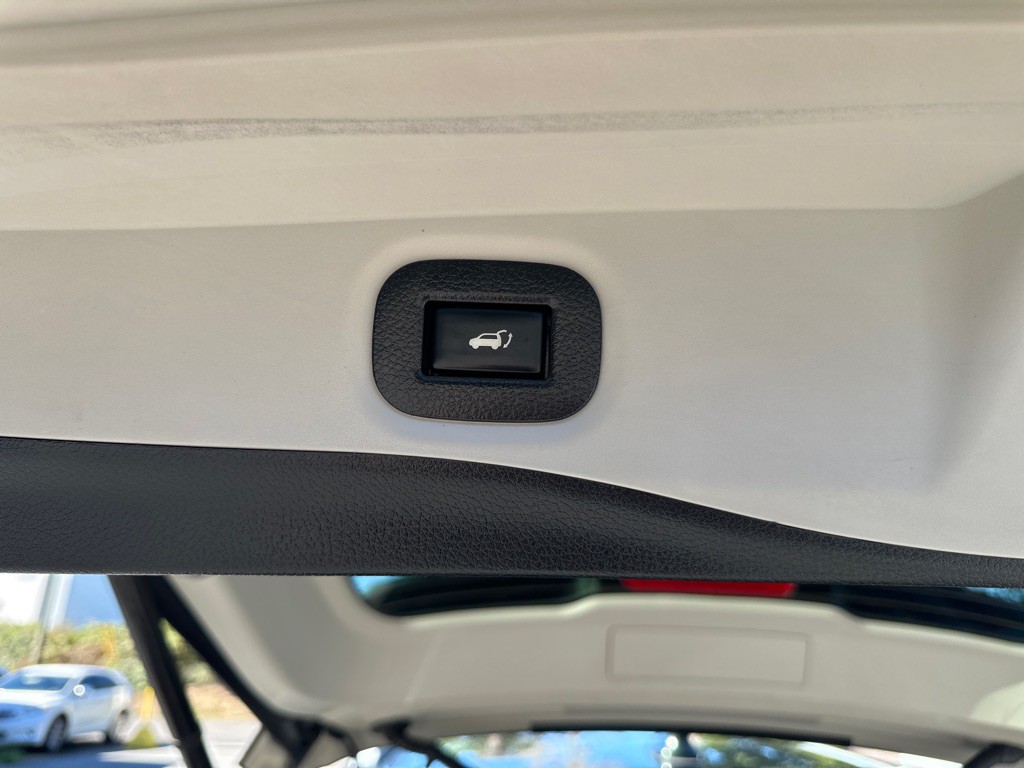 2019 Nissan Rogue Image 44