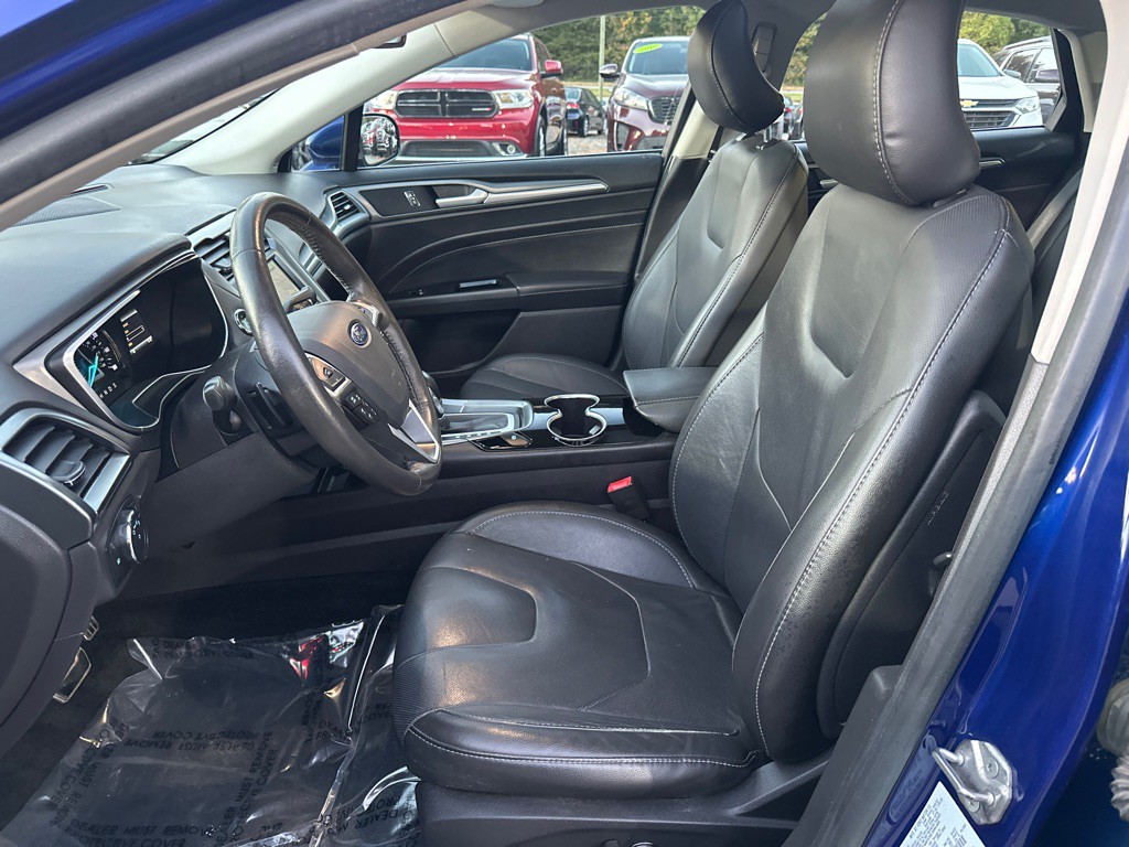 2016 Ford Fusion Image 11