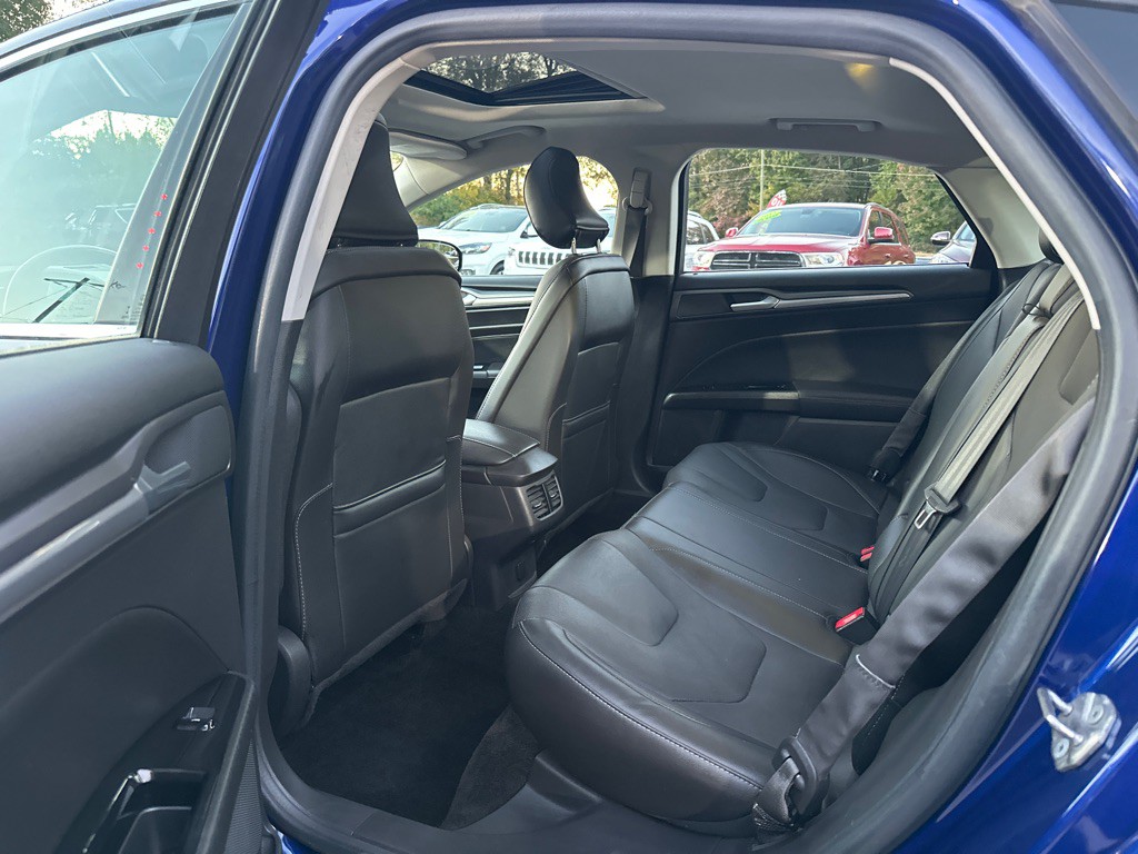 2016 Ford Fusion Image 13