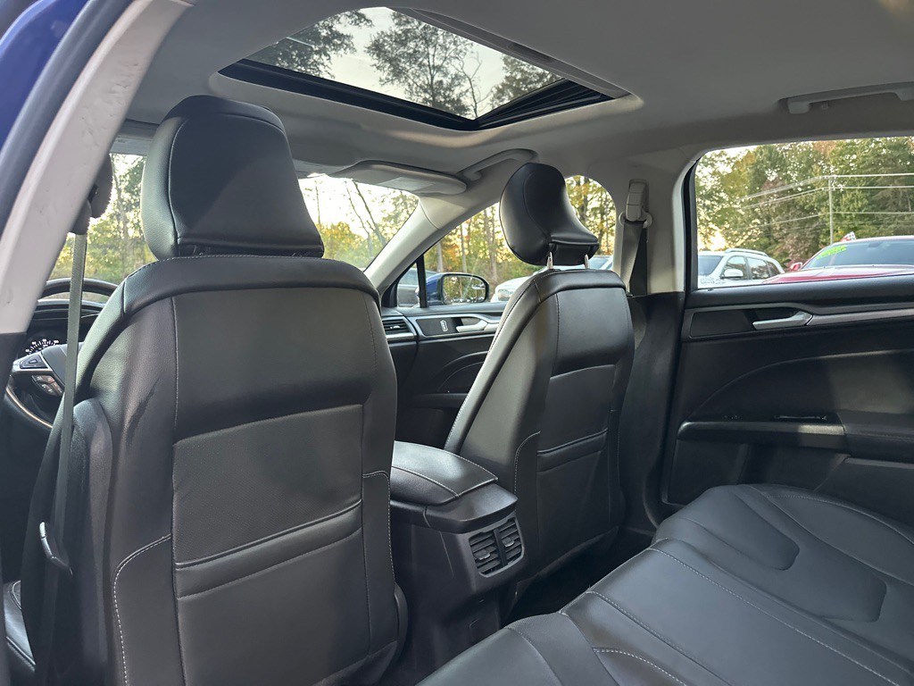 2016 Ford Fusion Image 15