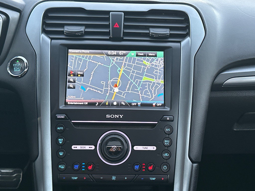 2016 Ford Fusion Image 24