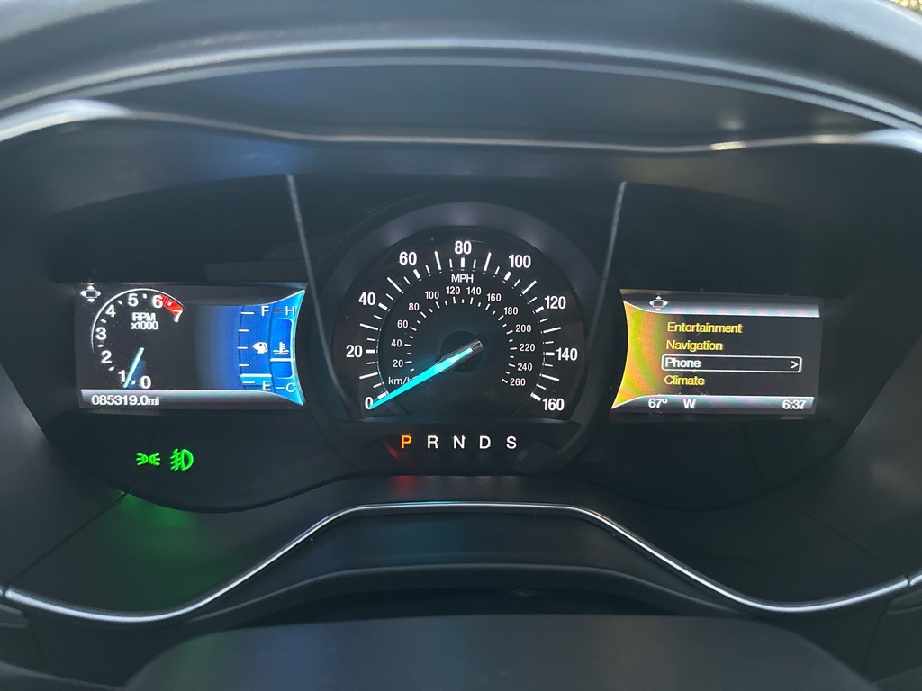 2016 Ford Fusion Image 35