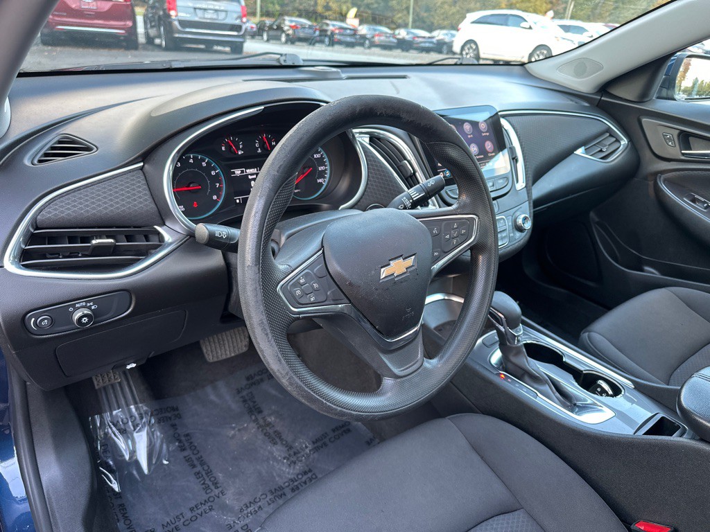 2021 Chevrolet Malibu Image 12