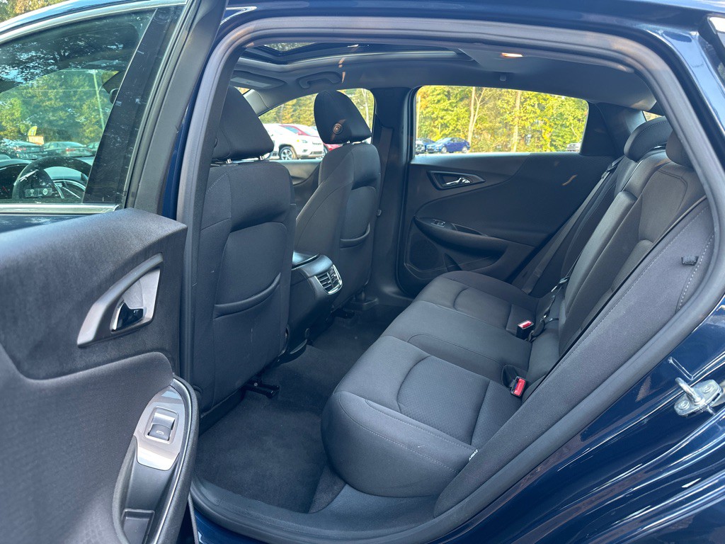 2021 Chevrolet Malibu Image 13