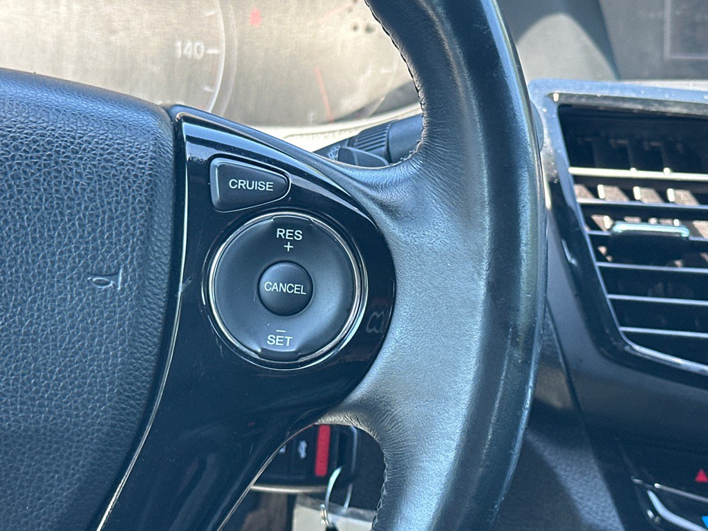 2016 Honda Accord Image 19