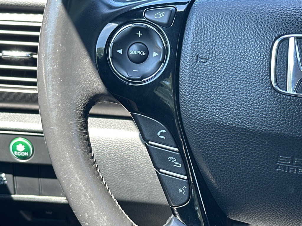 2016 Honda Accord Image 20