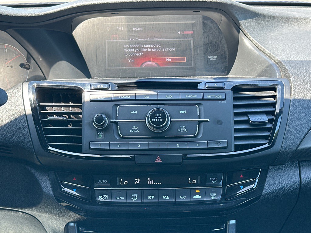 2016 Honda Accord Image 21