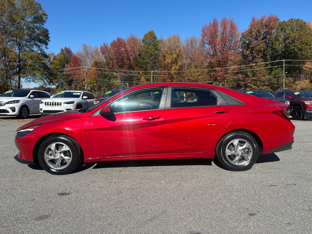 2021 Hyundai Elantra Image 4