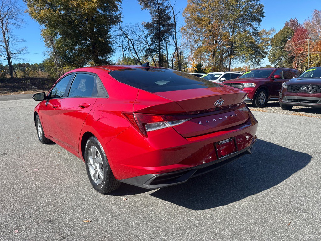 2021 Hyundai Elantra Image 5