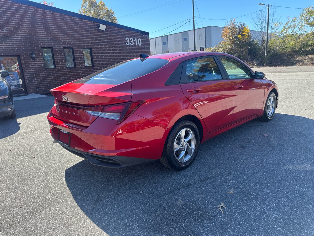 2021 Hyundai Elantra Image 7