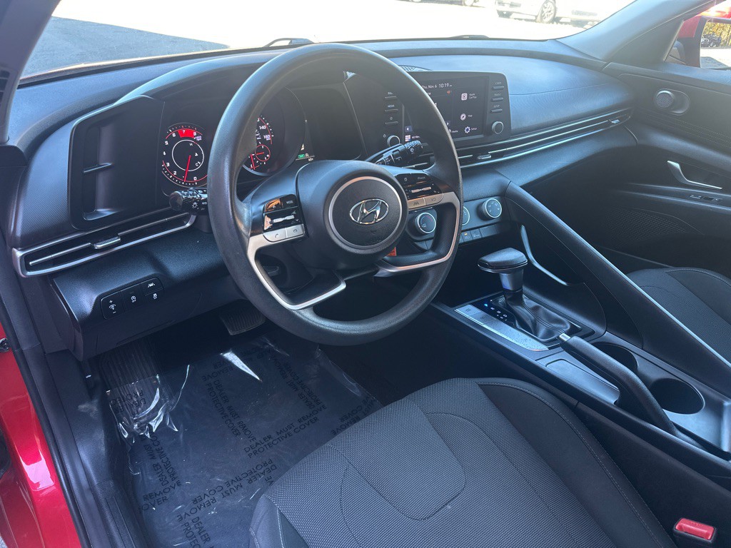 2021 Hyundai Elantra Image 11