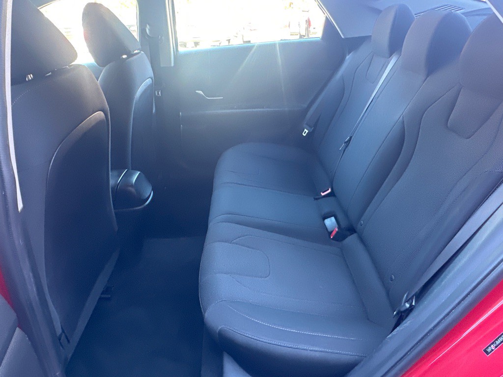 2021 Hyundai Elantra Image 13