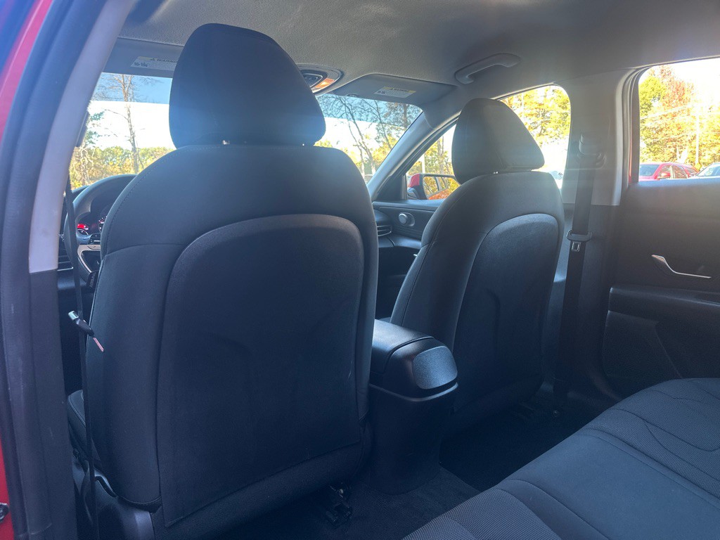 2021 Hyundai Elantra Image 14