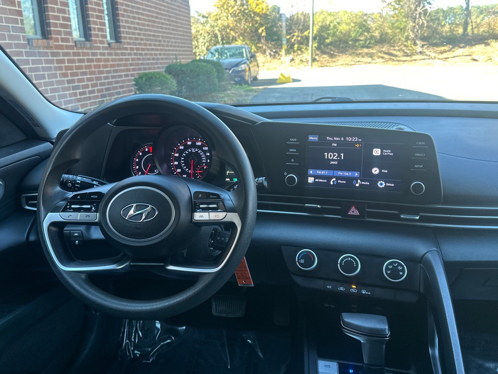 2021 Hyundai Elantra Image 29