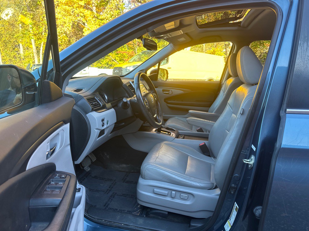 2016 Honda Pilot Image 8