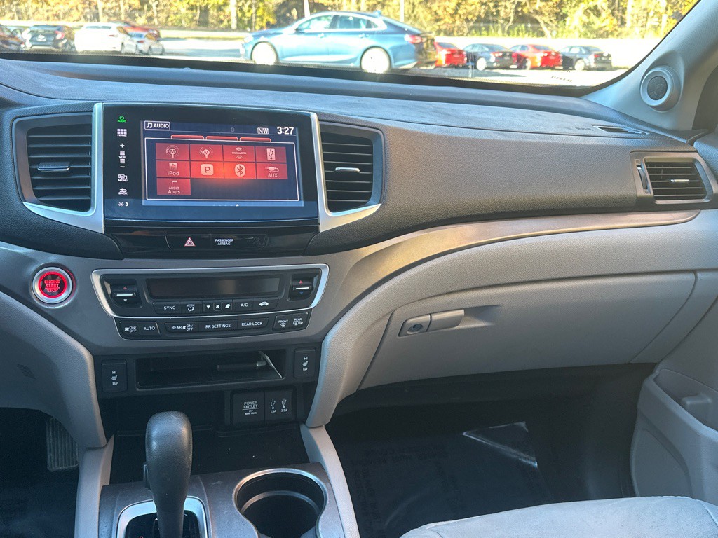 2016 Honda Pilot Image 34