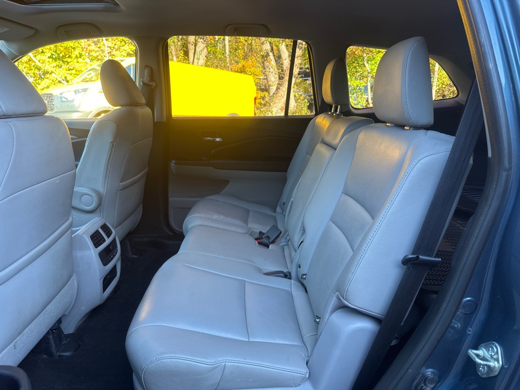 2016 Honda Pilot Image 13