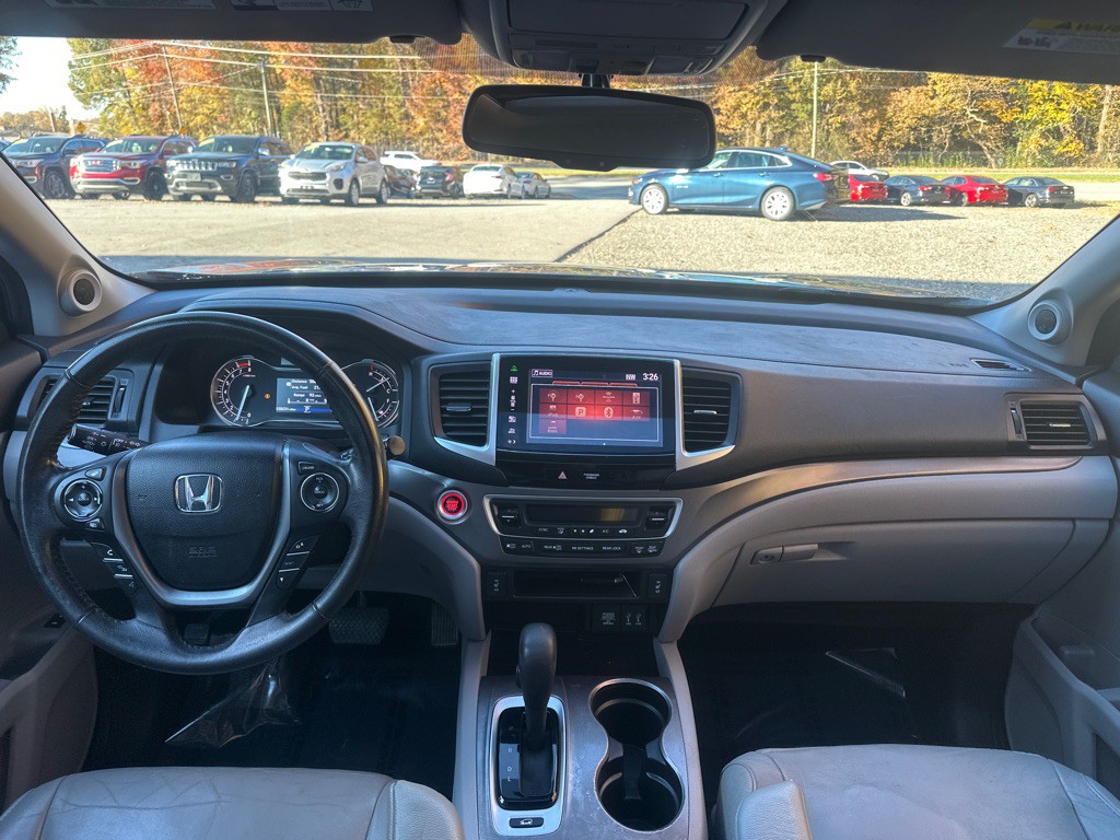 2016 Honda Pilot Image 25