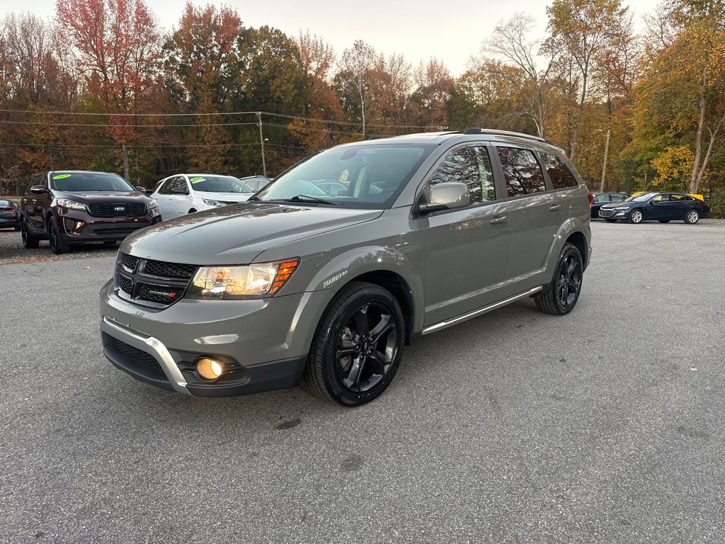 2020 Dodge Journey Image 2