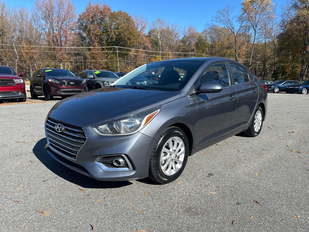 2020 Hyundai Accent Image 2