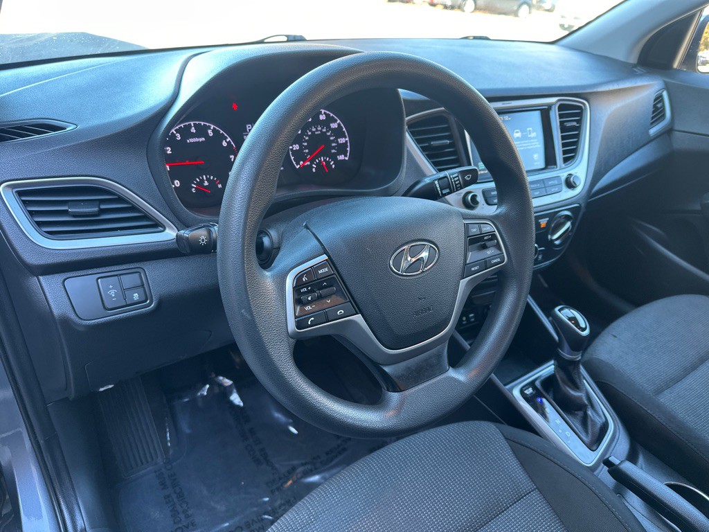 2020 Hyundai Accent Image 10