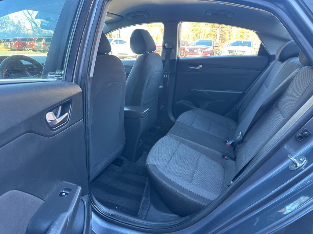 2020 Hyundai Accent Image 11