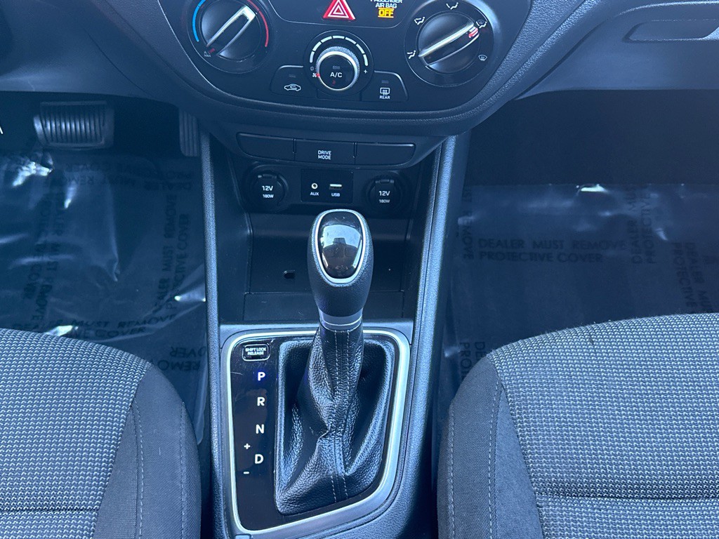 2020 Hyundai Accent Image 25