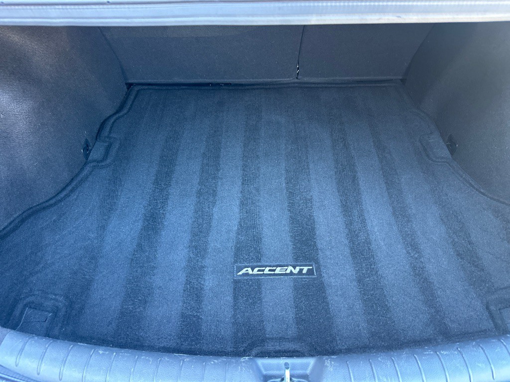 2020 Hyundai Accent Image 35