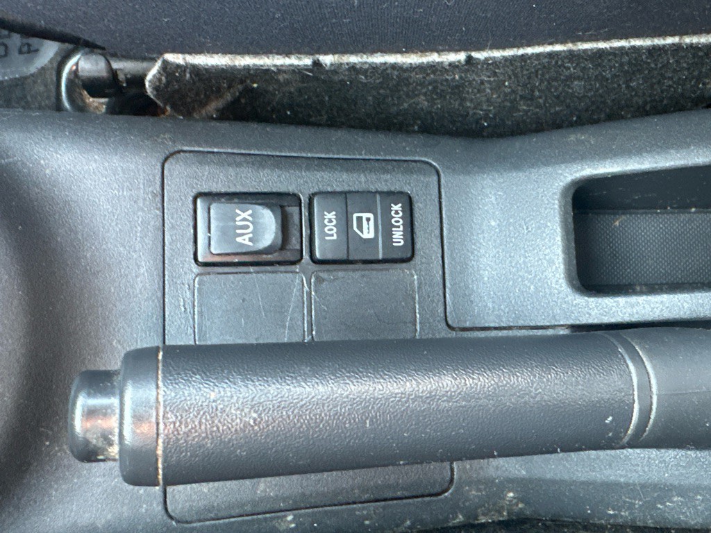 2010 Toyota Yaris Image 17