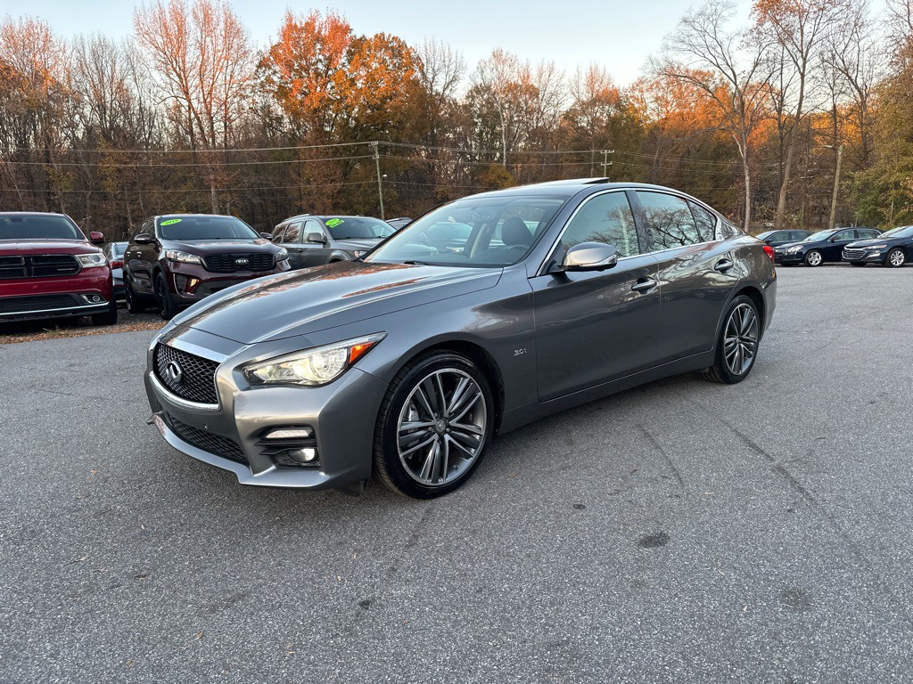 2017 INFINITI Q50 Image 2