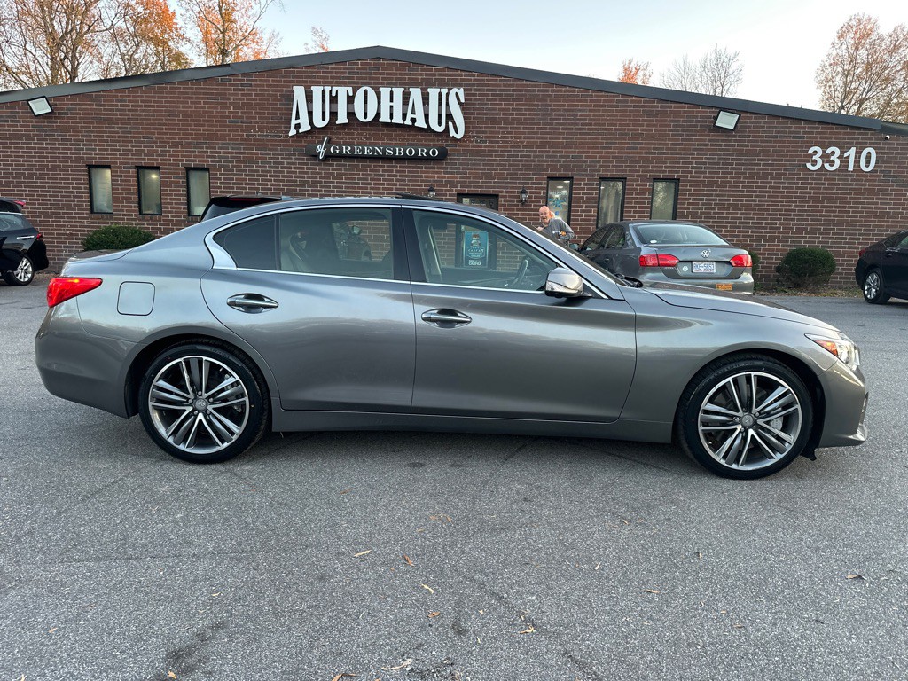 2017 INFINITI Q50 Image 7
