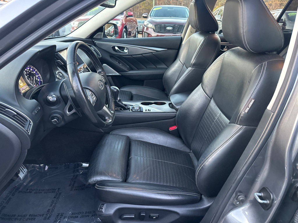 2017 INFINITI Q50 Image 13