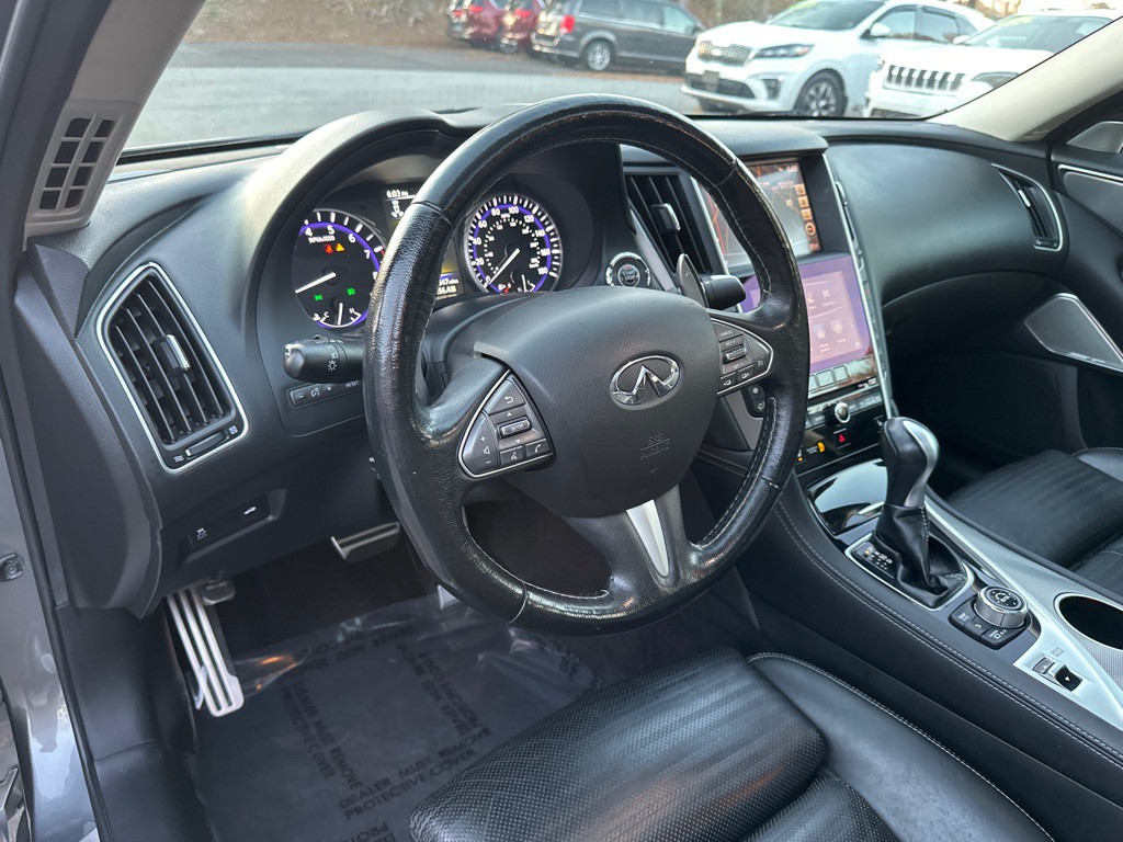 2017 INFINITI Q50 Image 14