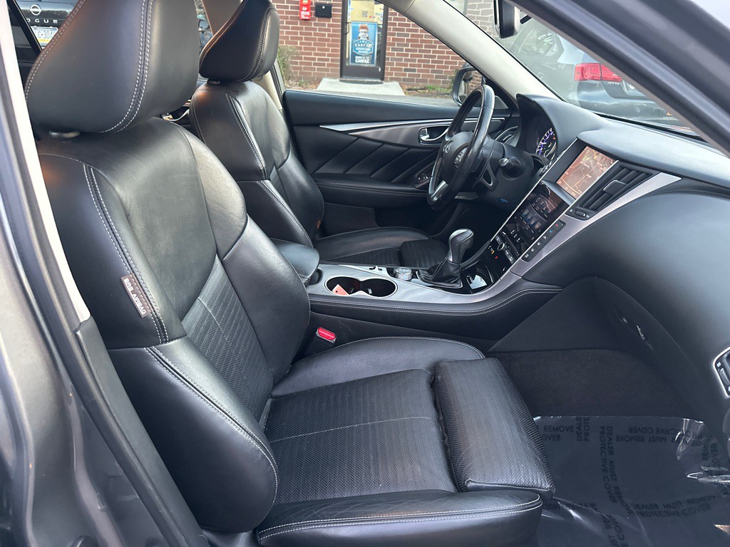 2017 INFINITI Q50 Image 19