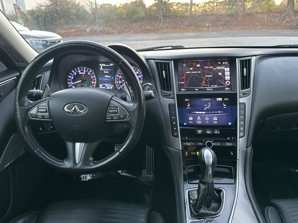 2017 INFINITI Q50 Image 28