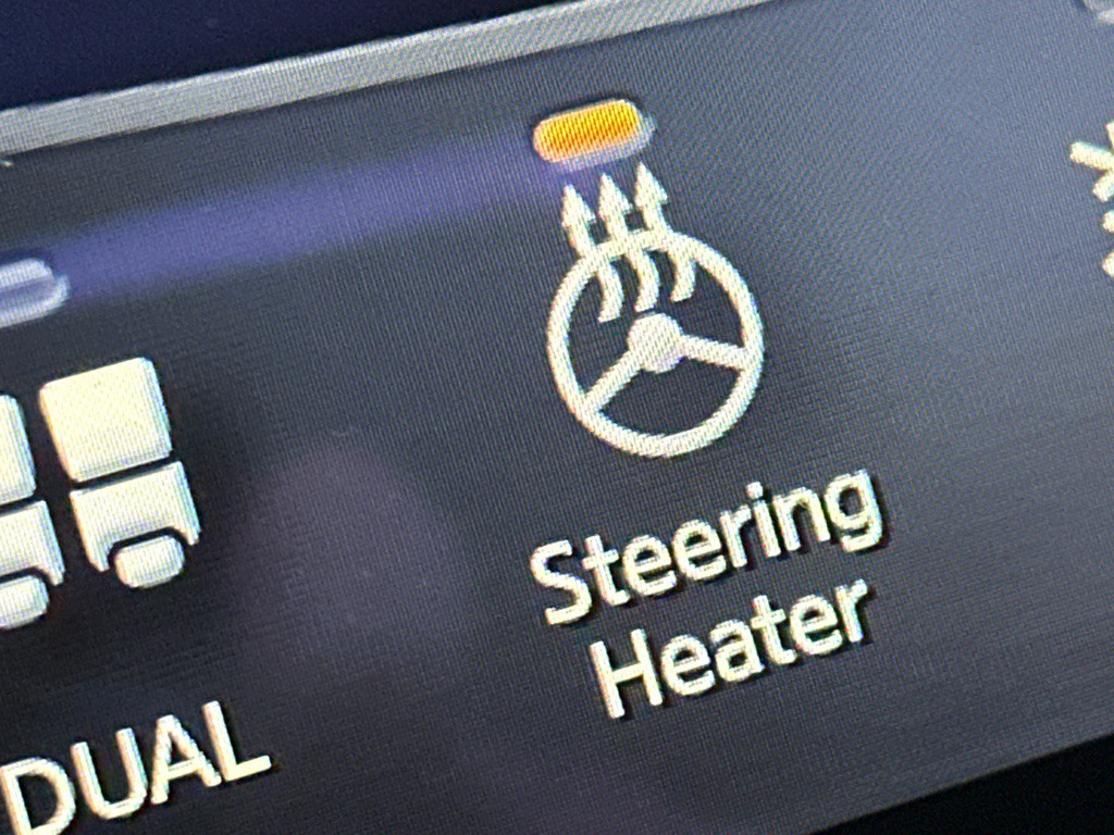 2017 INFINITI Q50 Image 34