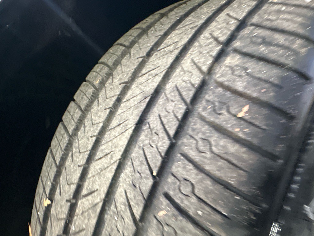 2017 INFINITI Q50 Image 41