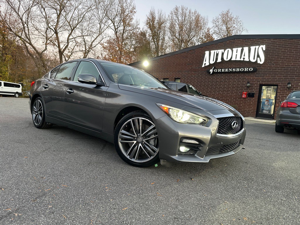 2017 INFINITI Q50 Image 42