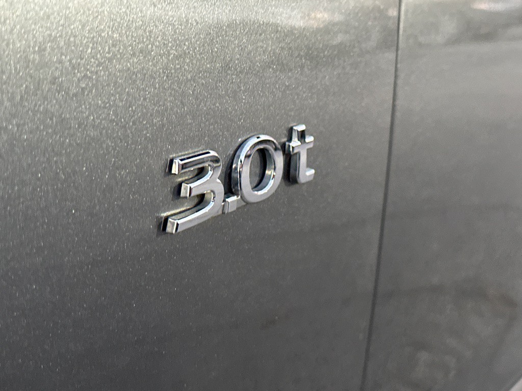 2017 INFINITI Q50 Image 43