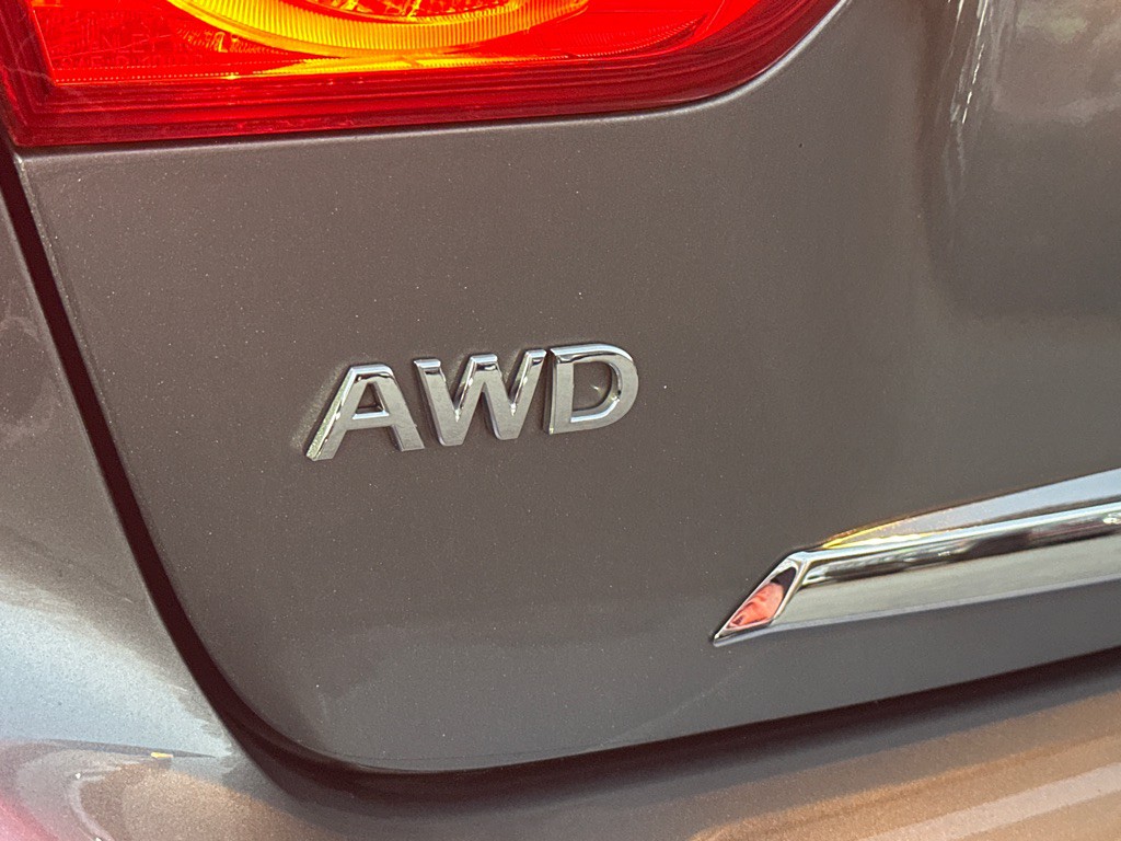 2017 INFINITI Q50 Image 45