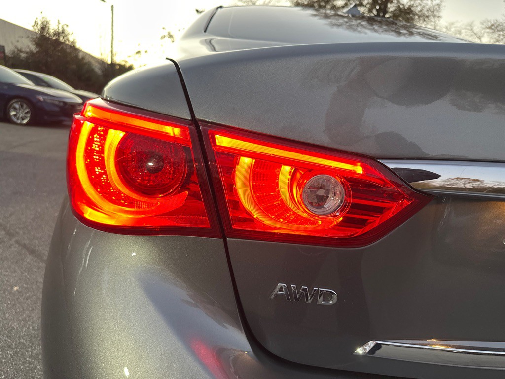 2017 INFINITI Q50 Image 48