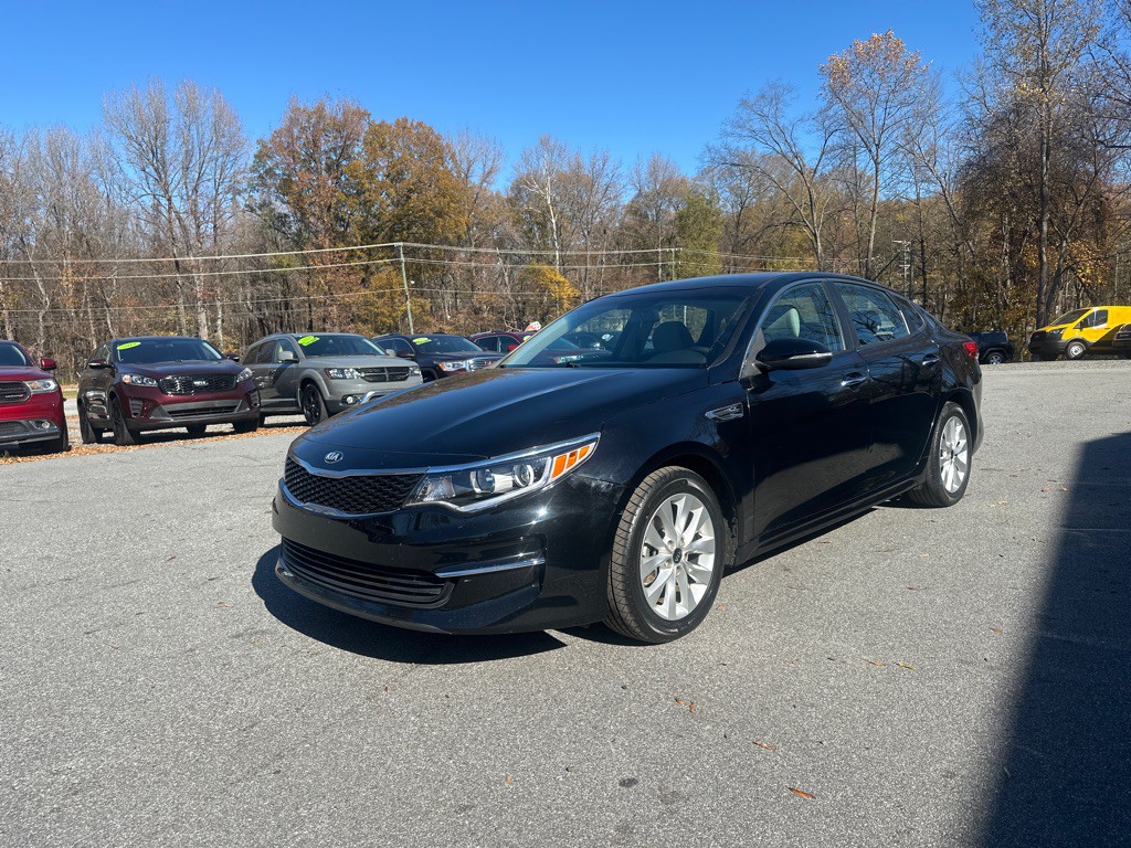 2018 Kia Optima Image 1